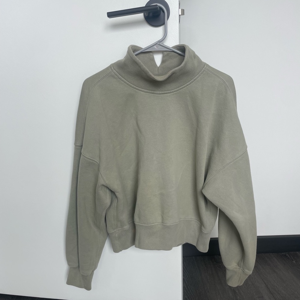 Abercrombie women's mock neck sweatshirt
